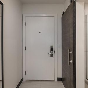 Signature Queen Room